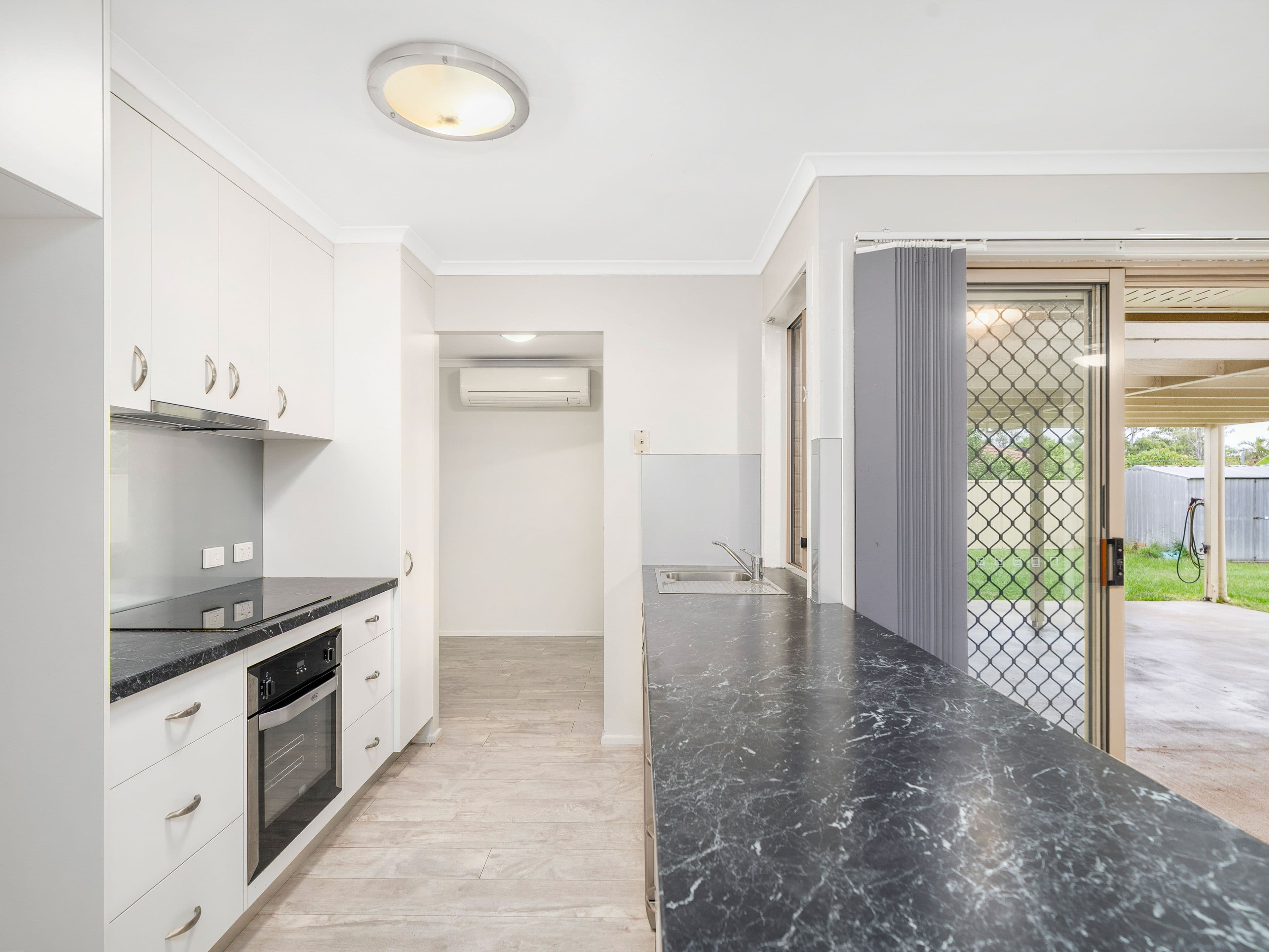 15 Farrer Court, Morayfield - Thumbnail 3