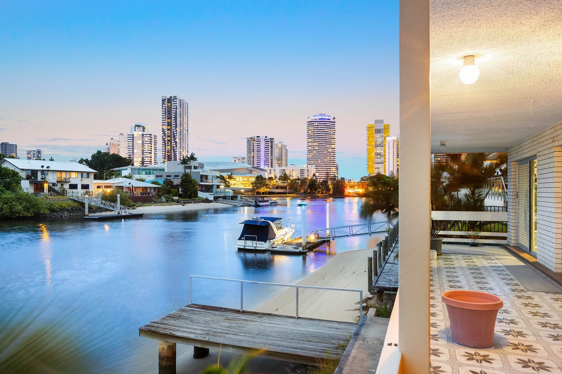 15 Lotus Key, Broadbeach Waters, QLD, 4218, Broadbeach Waters - Thumbnail 4