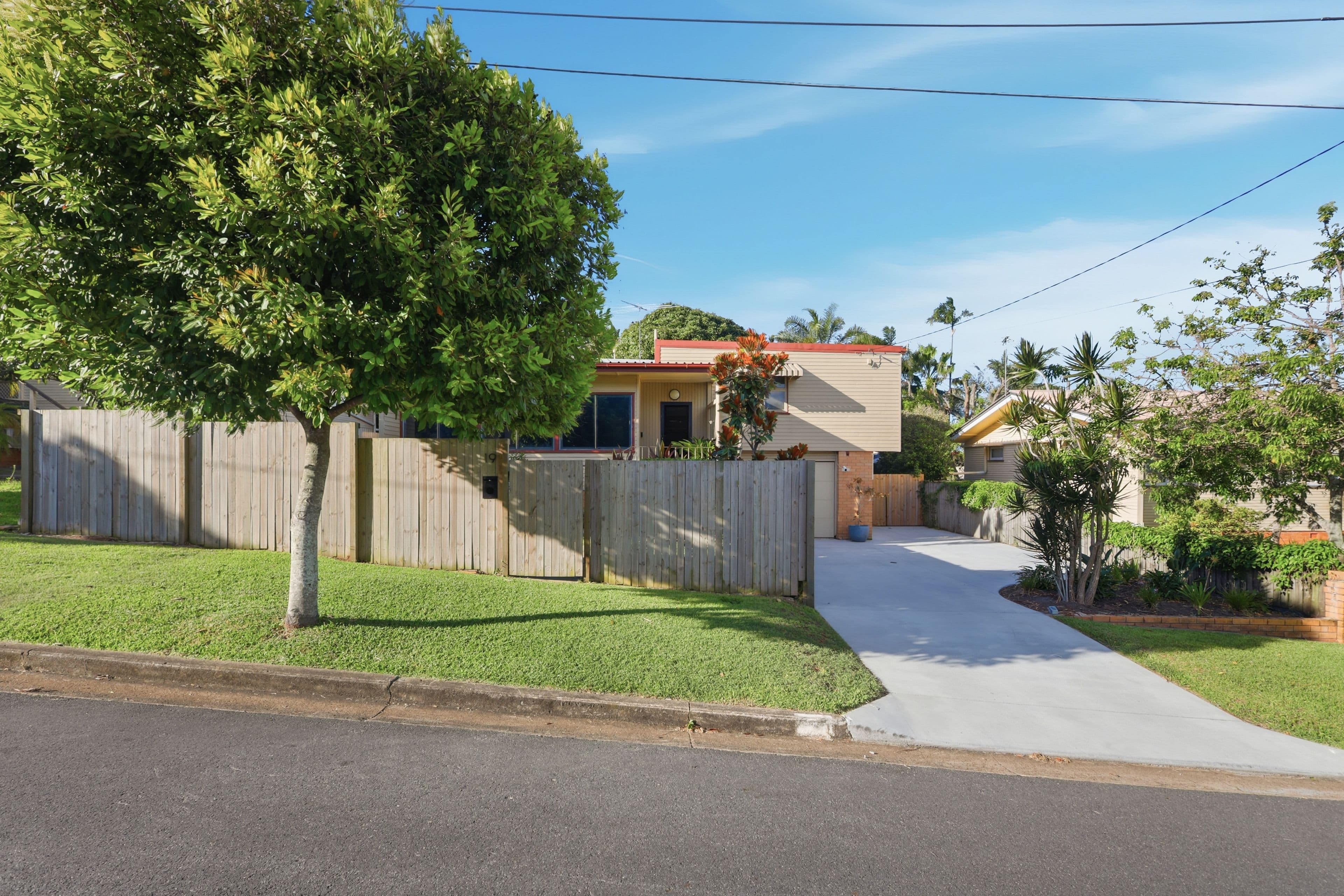 19 Wangarah Street, Bracken Ridge QLD 4017, Bracken Ridge - Thumbnail 2