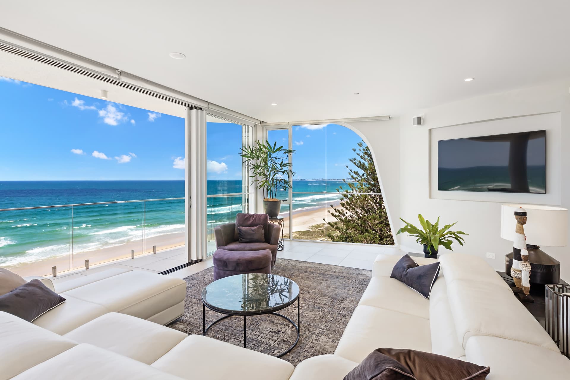 208/2C Twenty Seventh Avenue, Palm Beach, QLD, 4221, Palm Beach - Thumbnail 2