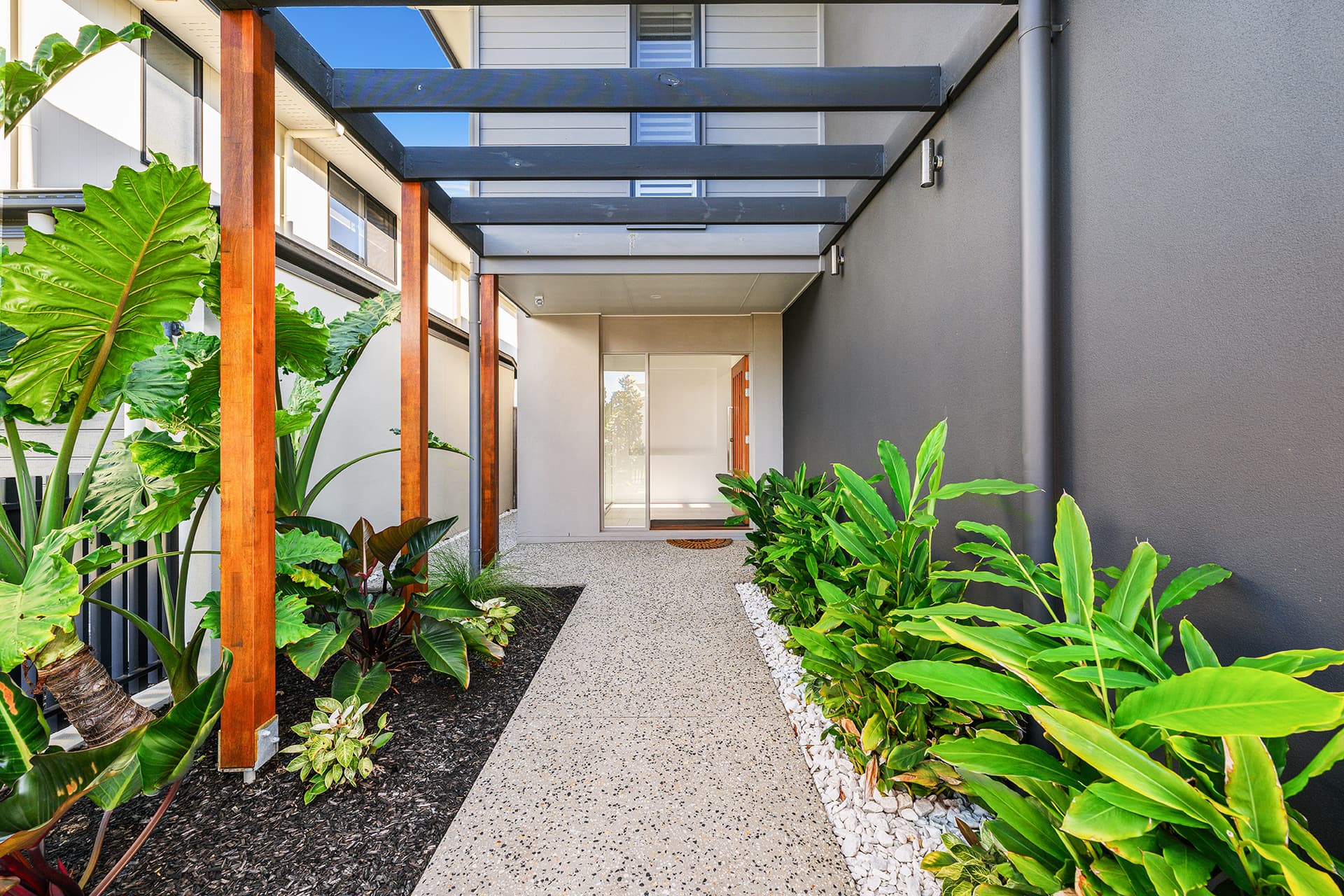 26 Forest Court, Helensvale, QLD, 4212, Helensvale - Thumbnail 2