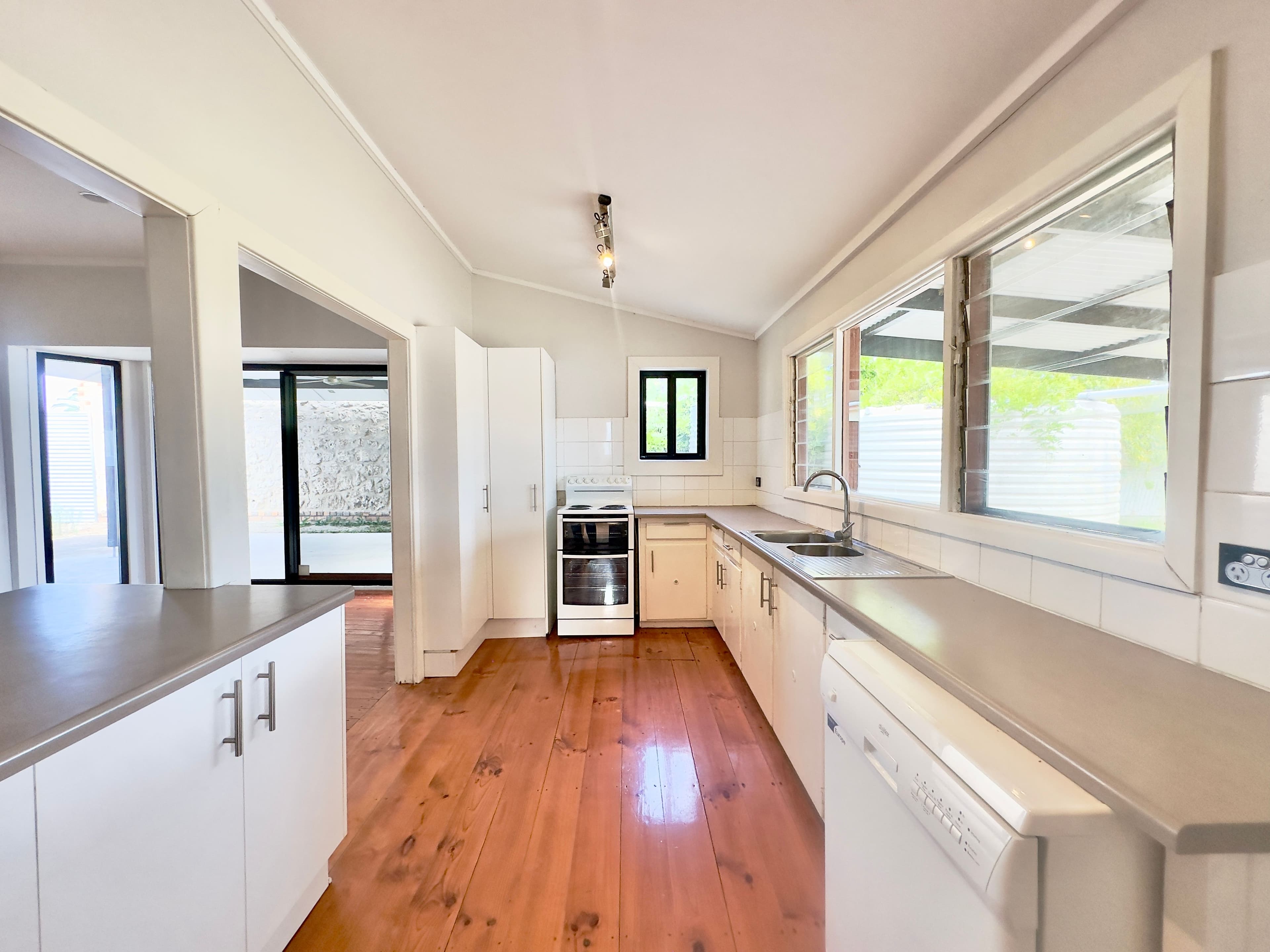 43 Dunn Street, Bordertown - Thumbnail 2