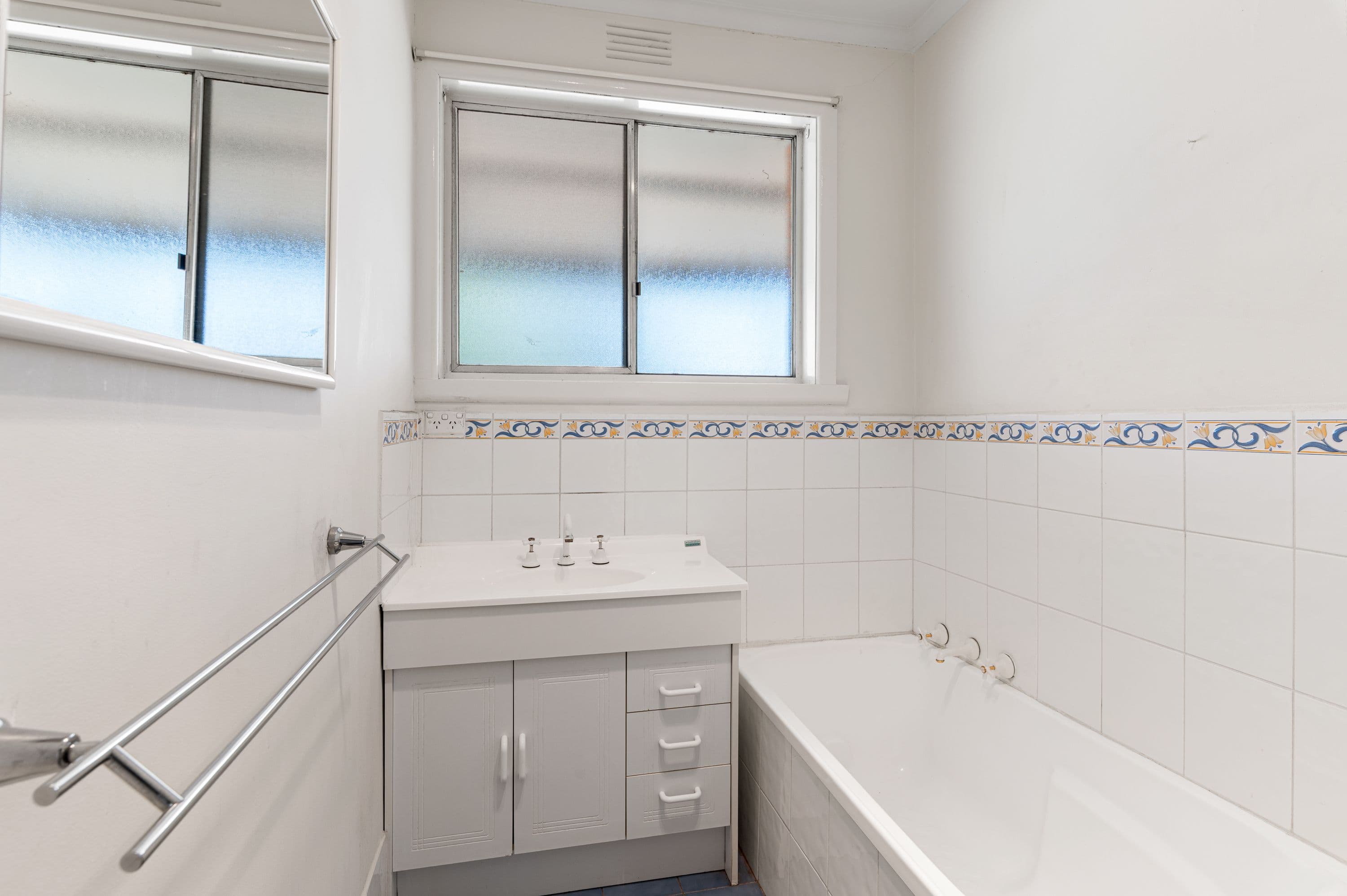 63 Curtin Avenue, Lalor VIC 3075, Lalor - Thumbnail 7