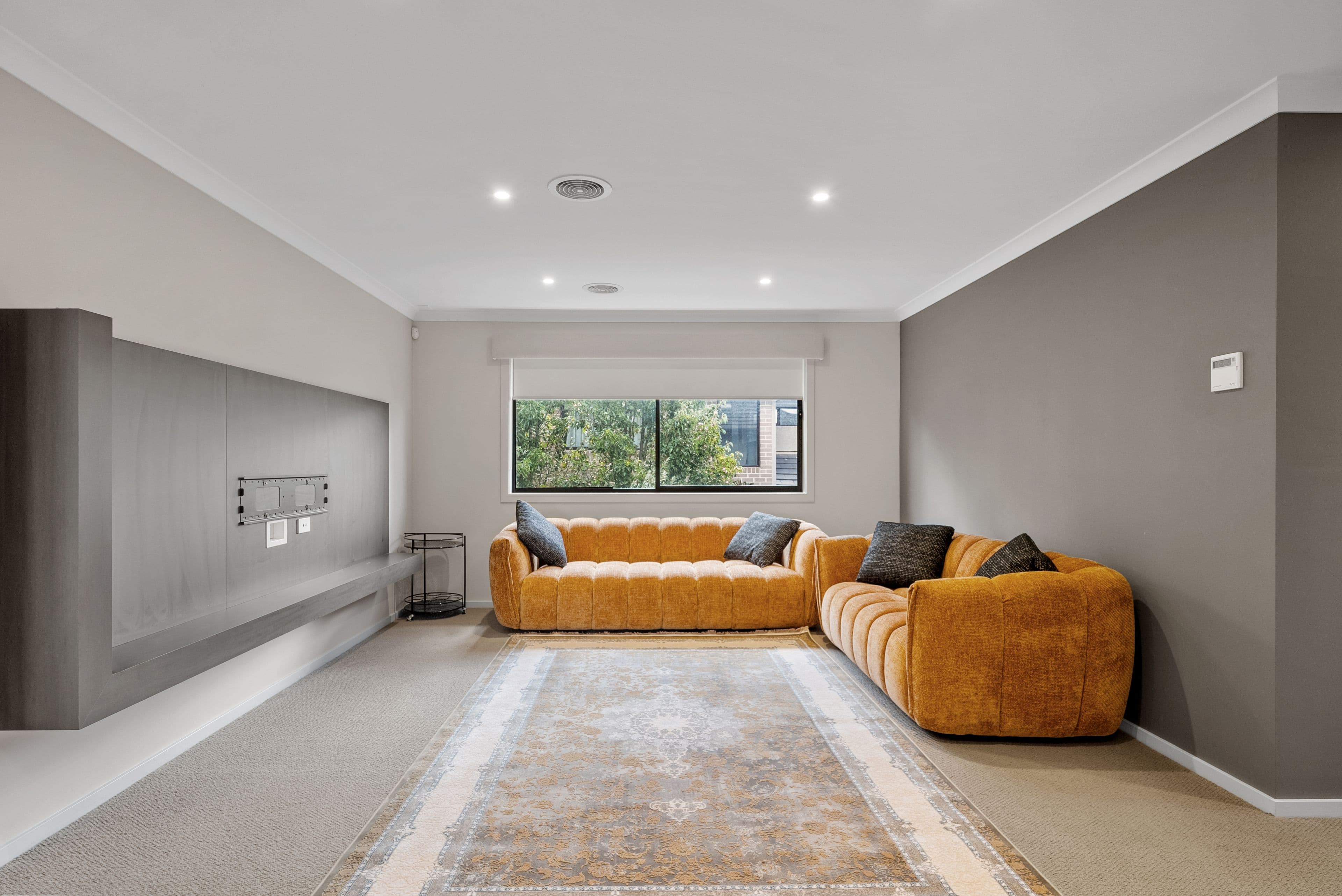 14 Whiteleaf Drive, Mickleham VIC 3064, Mickleham - Thumbnail 4