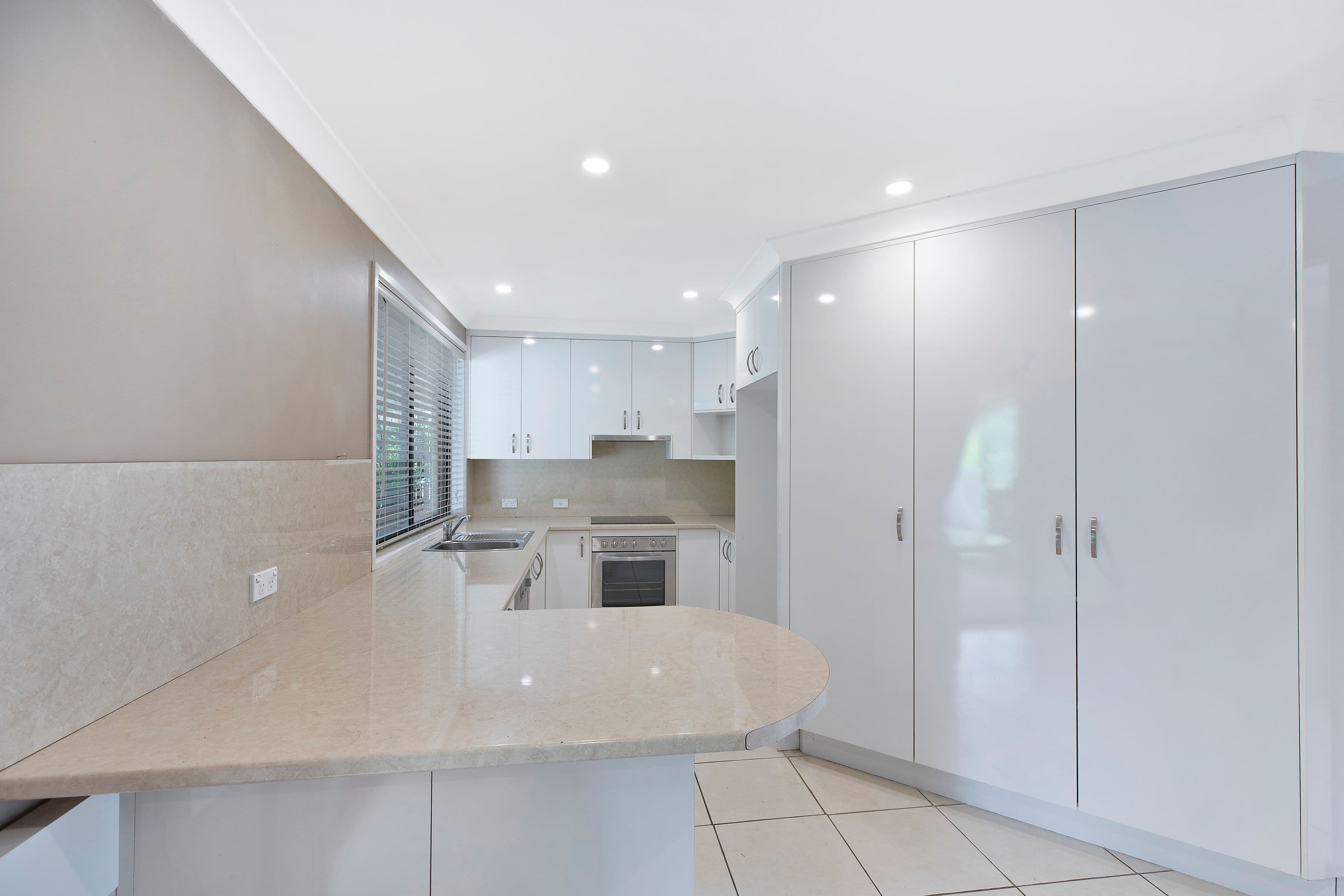 19 Cynthia Street, Bateau Bay NSW 2261, Bateau Bay - Thumbnail 4