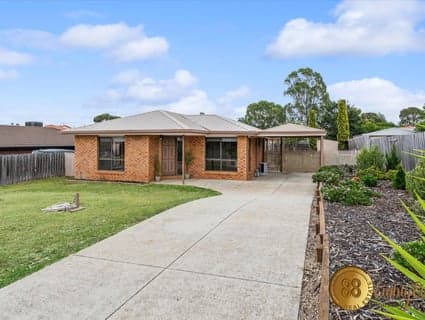 38 Underbank Boulevard, Bacchus Marsh, VIC, 3340, Bacchus Marsh - Thumbnail 3
