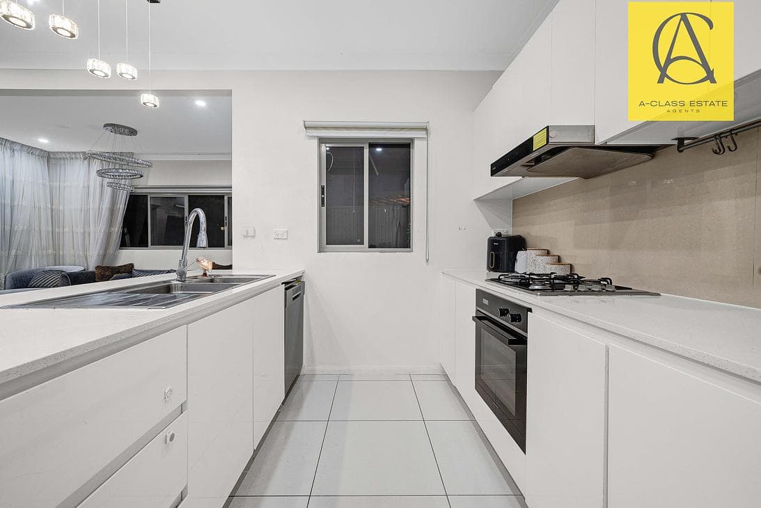 40 Bowaga Circuit, VILLAWOOD NSW 2163, Villawood - Thumbnail 7