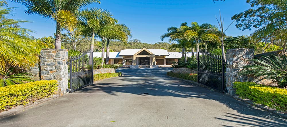 235 Rosemount Drive, Willow Vale, Willow Vale - Image 1