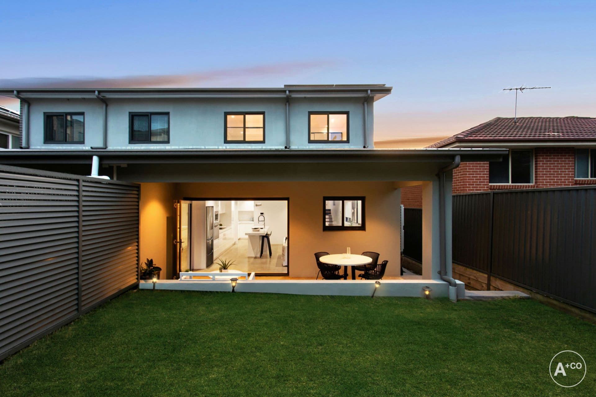 17 Hastings Avenue, Chifley, Chifley - Thumbnail 3
