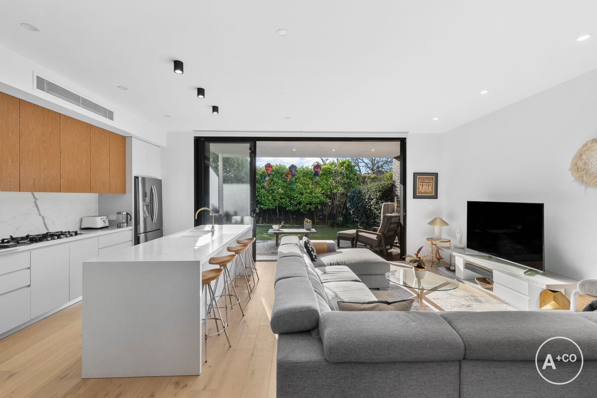 68A Macquarie Street, Chifley, Chifley - Thumbnail 3
