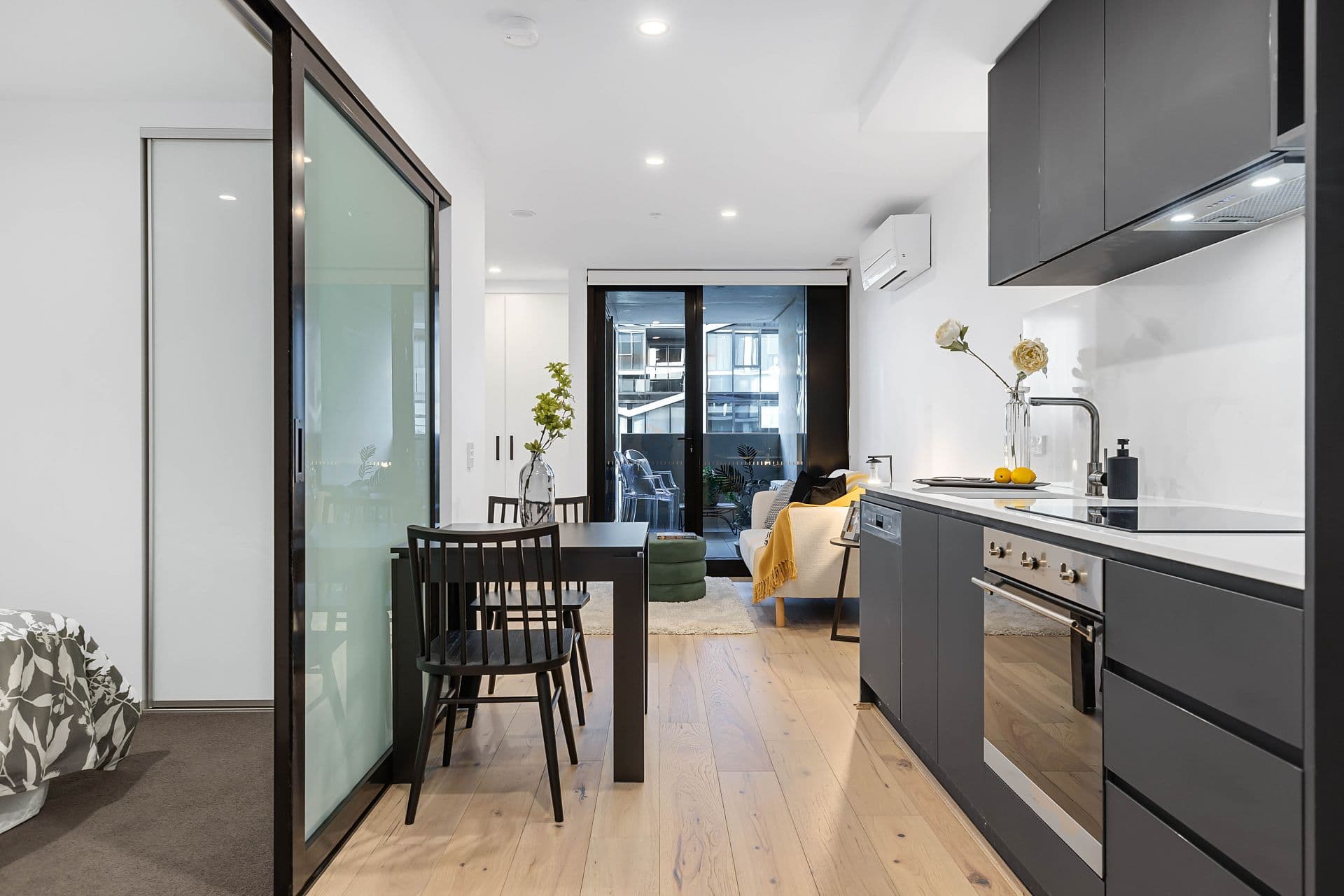 502/83 Cooyong Street Reid ACT, Reid - Thumbnail 4