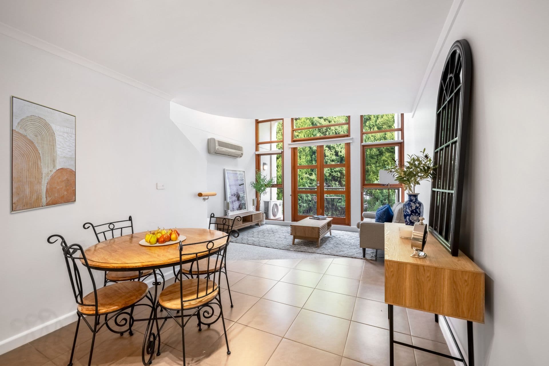 40/18 Captain Cook Crescent Griffith ACT, Griffith - Thumbnail 3