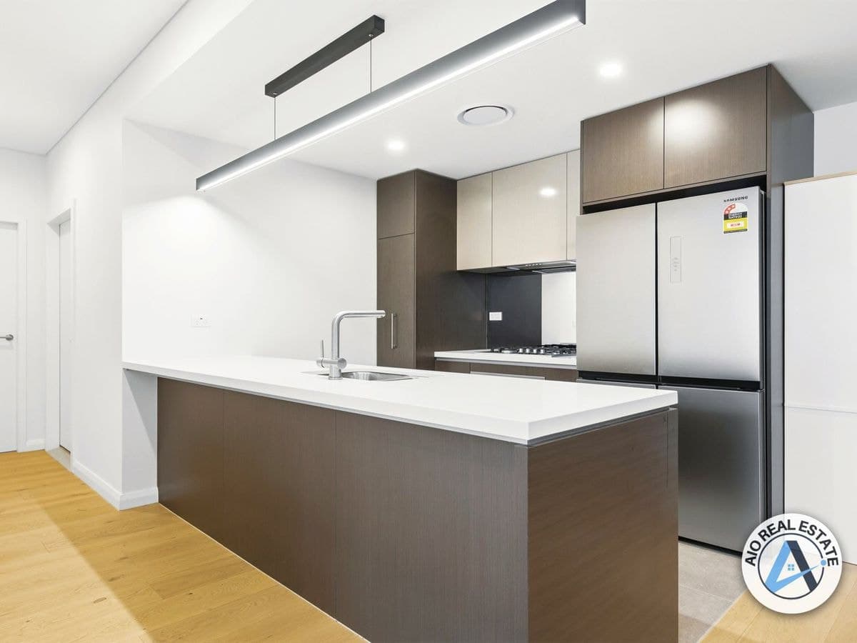 820 / 32 Civic Way, Rouse Hill, Rouse Hill - Thumbnail 3