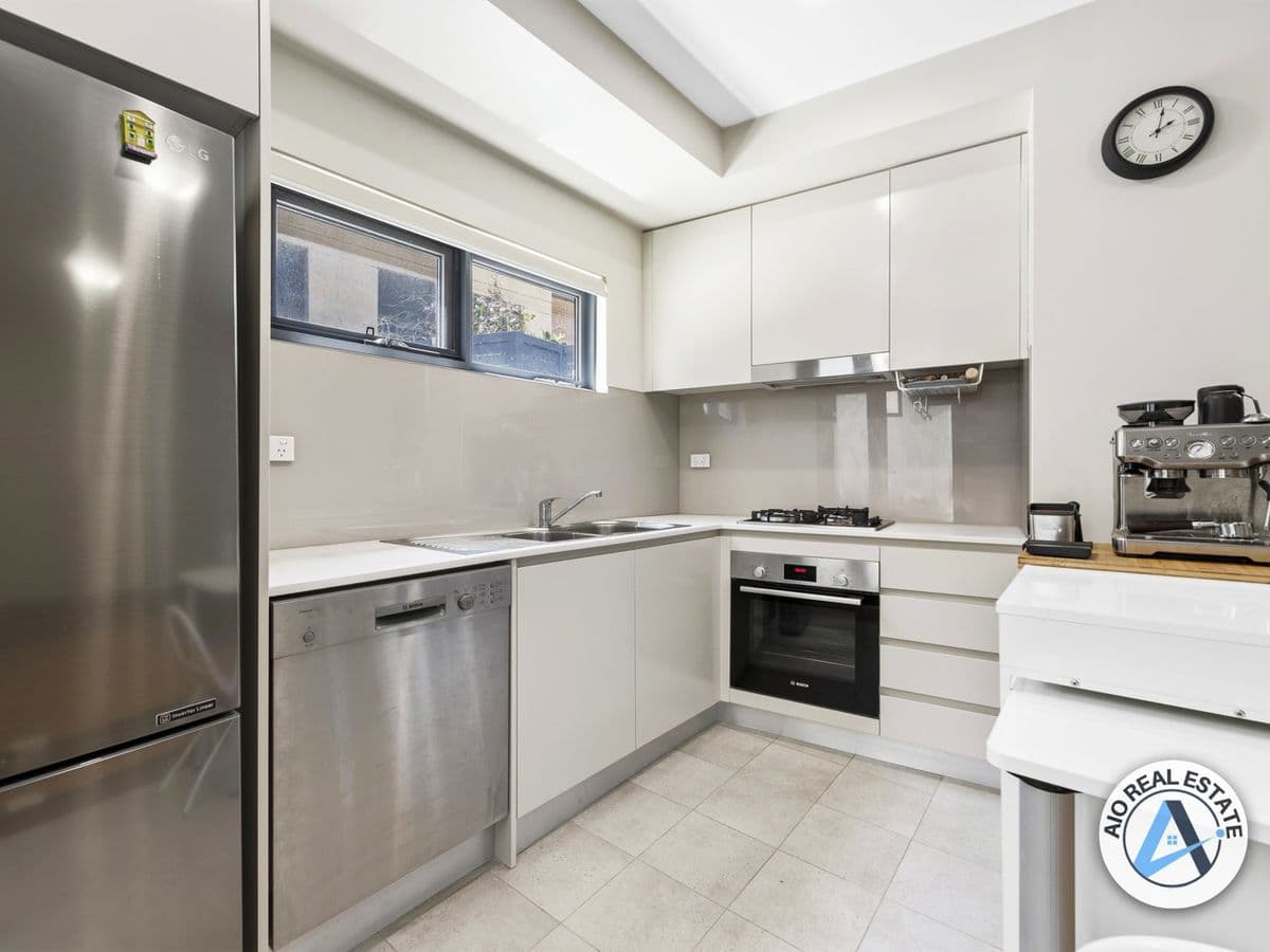 105 / 172 South Parade, Auburn, Auburn - Thumbnail 6