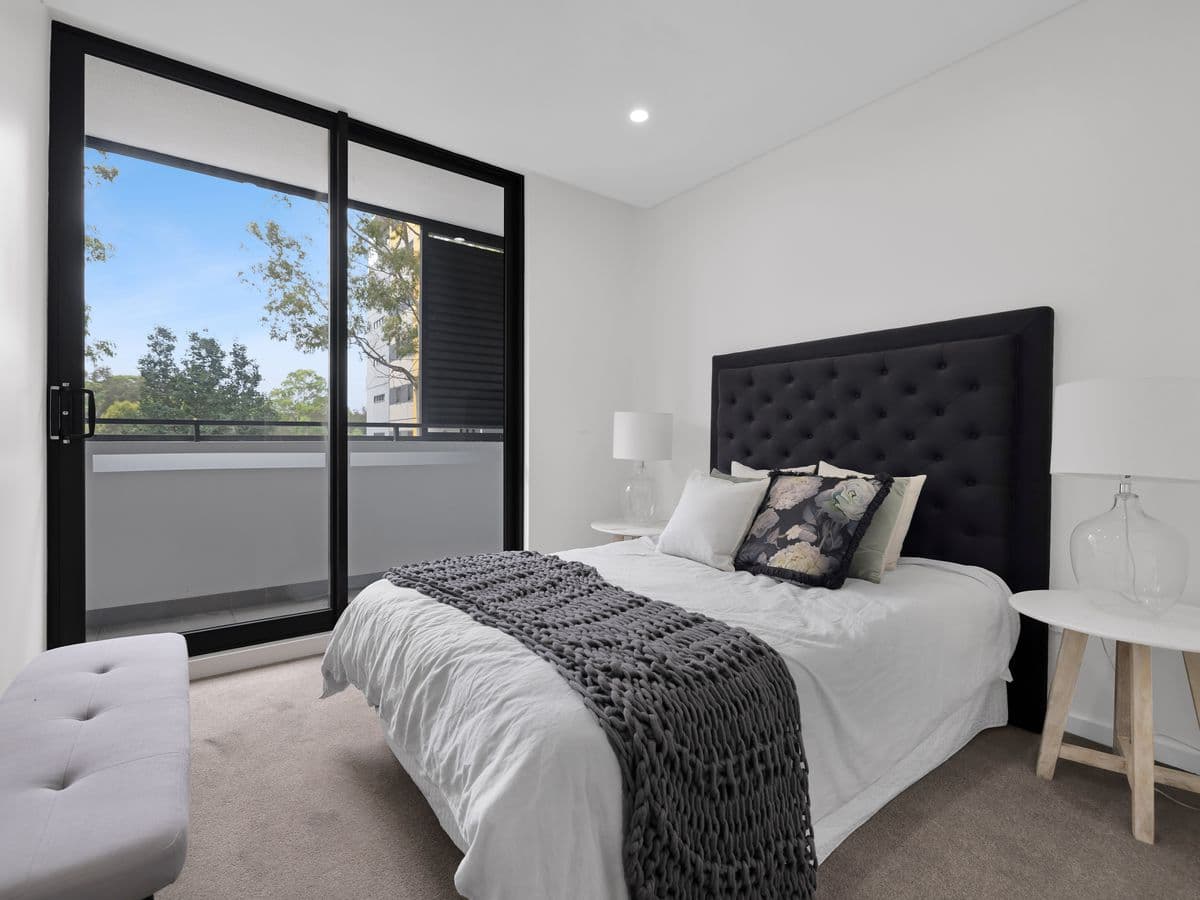 104 Caddies Boulevard, Rouse Hill, Rouse Hill - Thumbnail 6