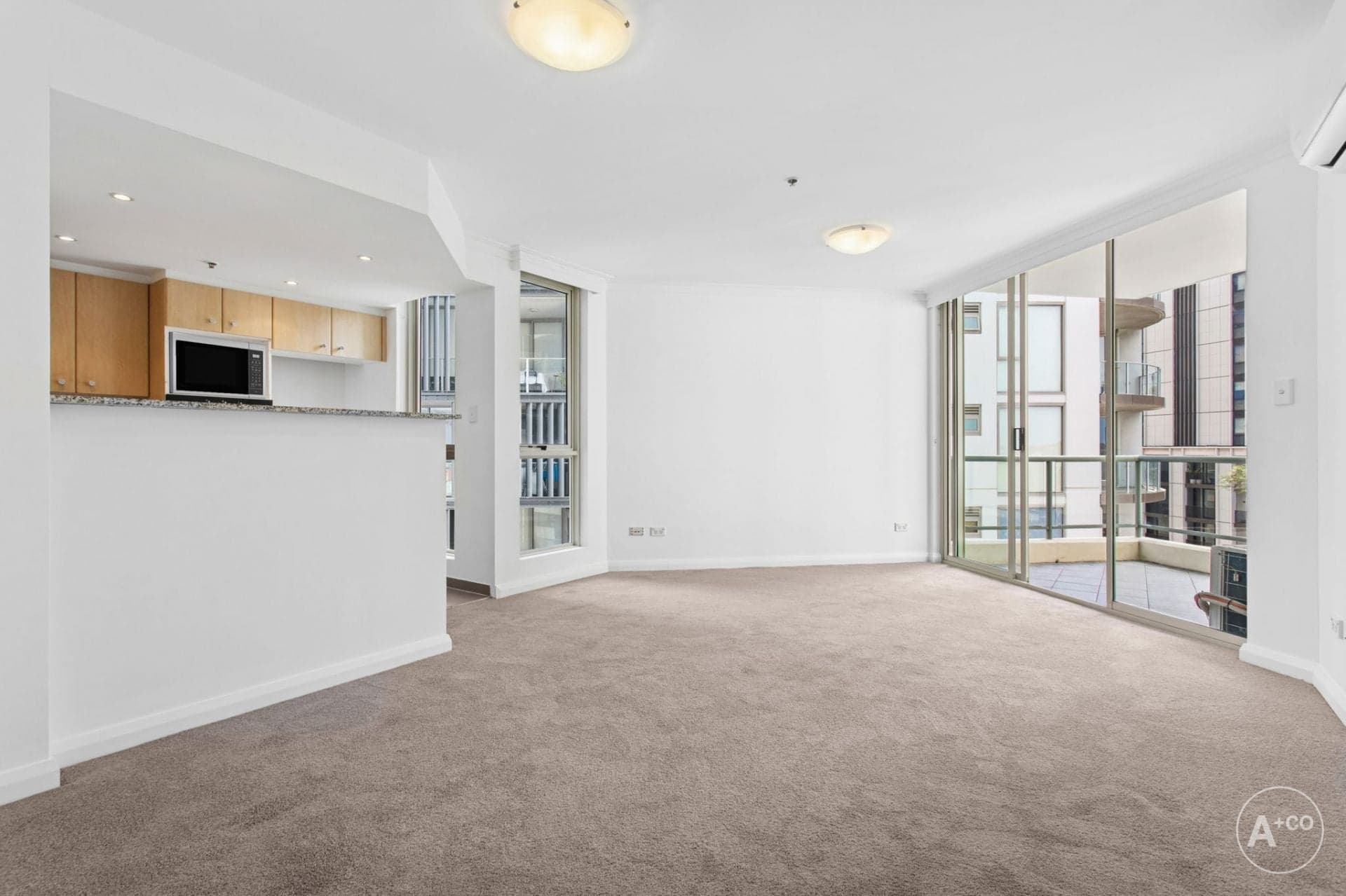40/257 Oxford Street, Bondi Junction, Bondi Junction - Thumbnail 2