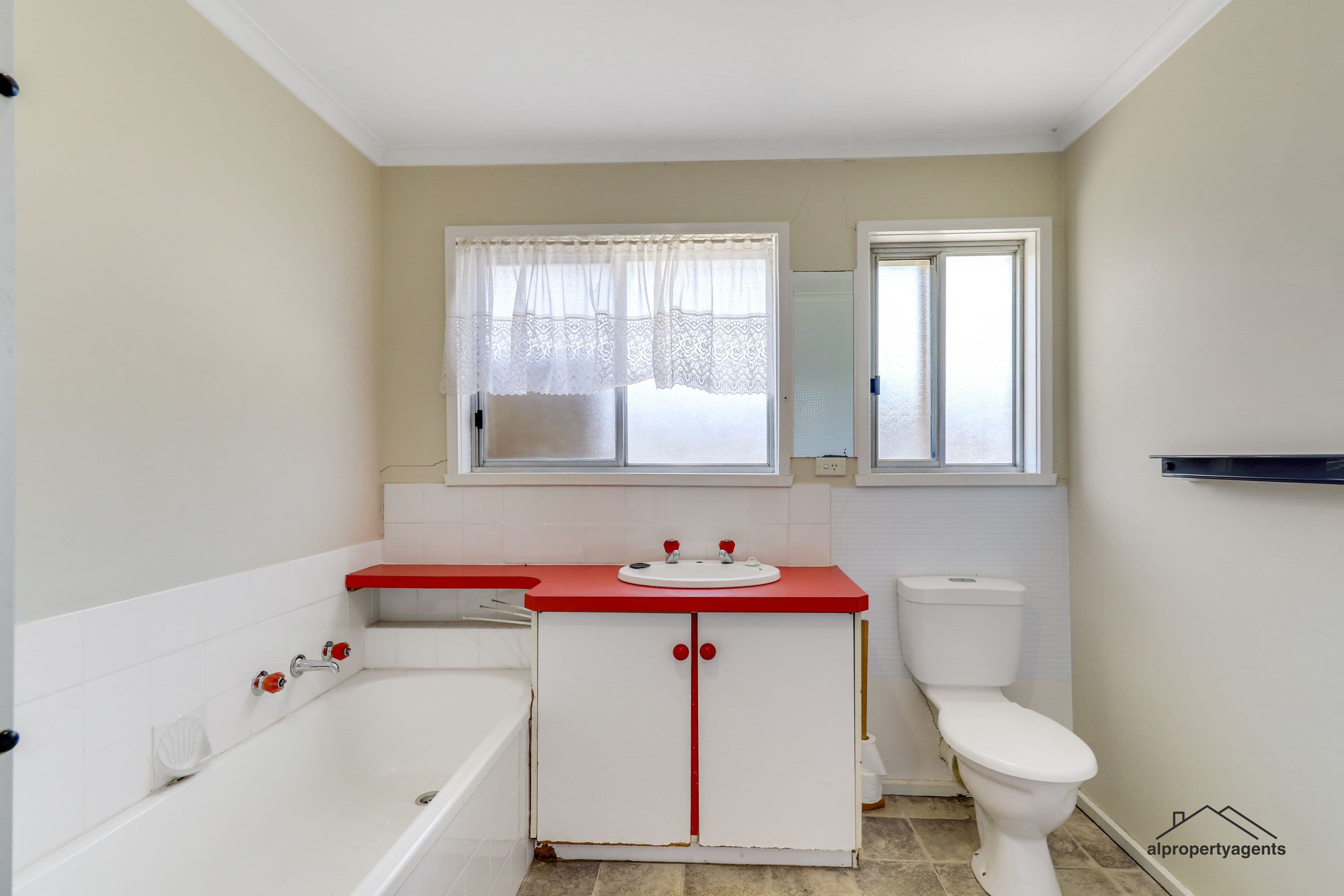 7 Forsyth Avenue, Horsham VIC 3400, Horsham - Thumbnail 8