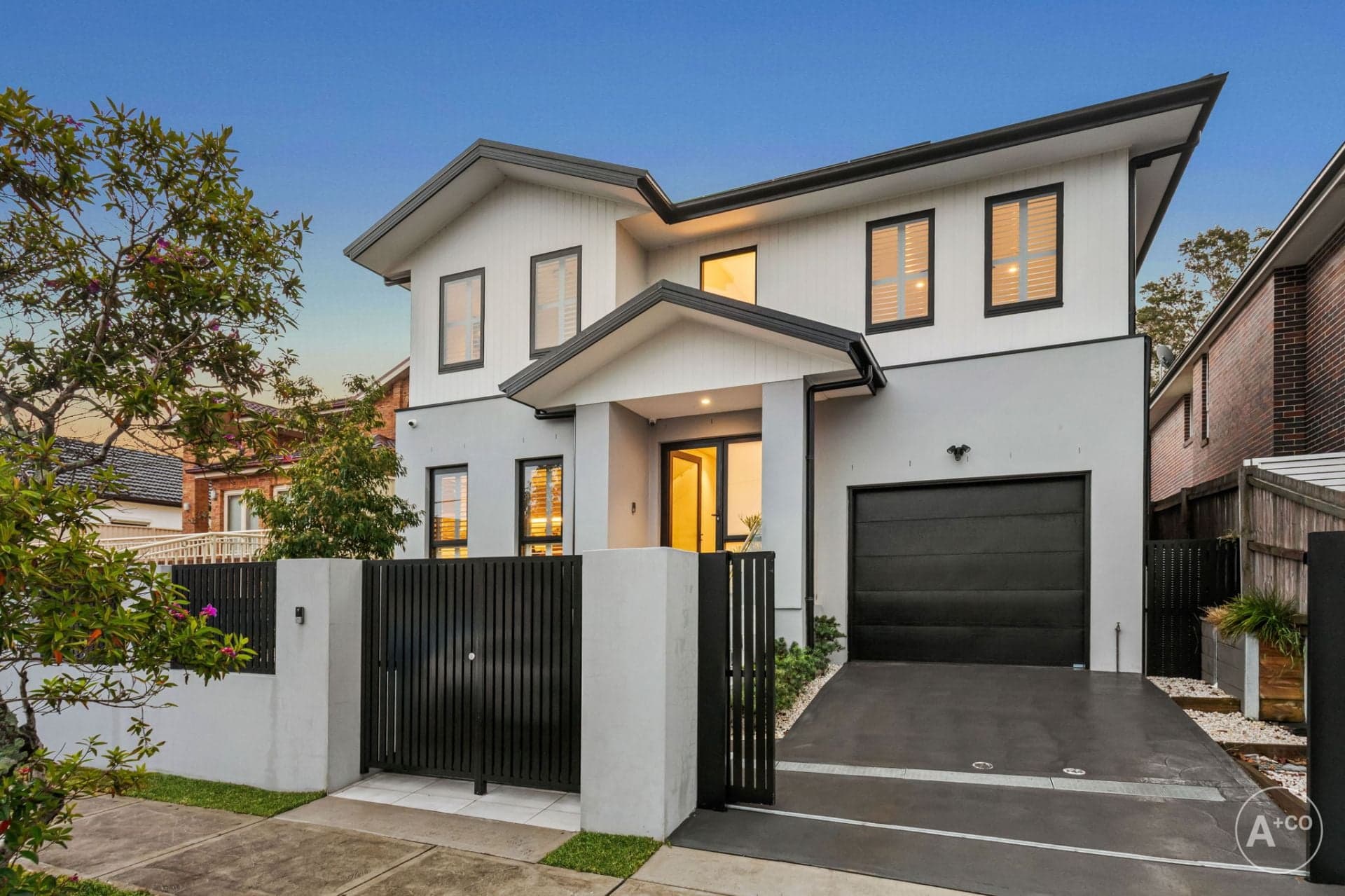 16 Livingstone Avenue, Botany, Botany - Thumbnail 2