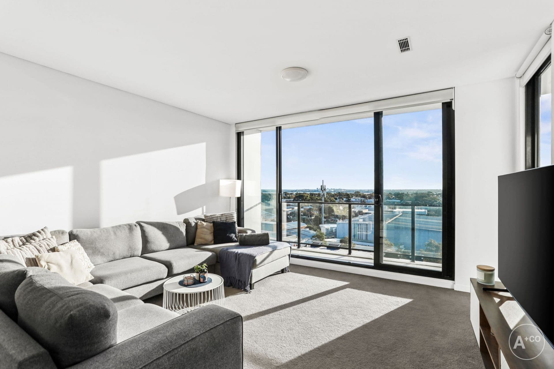 2705/50 Pemberton Street, Botany, Botany - Thumbnail 2