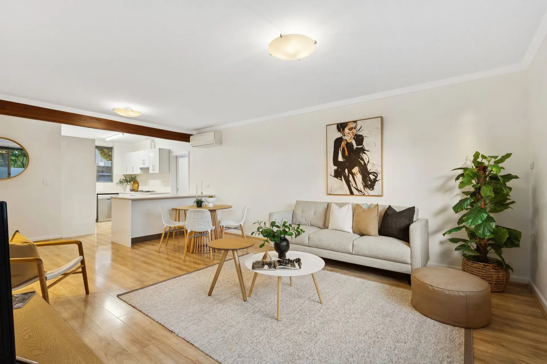10/4 Taylor Road, Nedlands - Image 1
