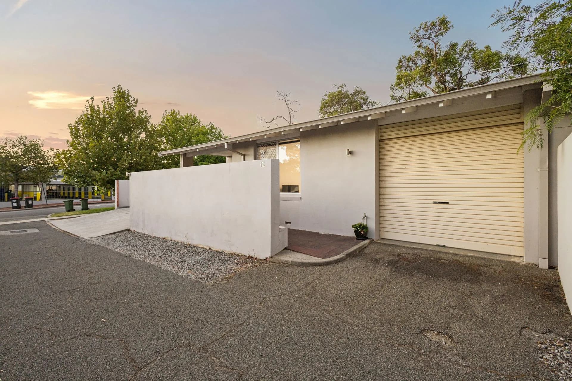 10/4 Taylor Road, Nedlands - Thumbnail 2