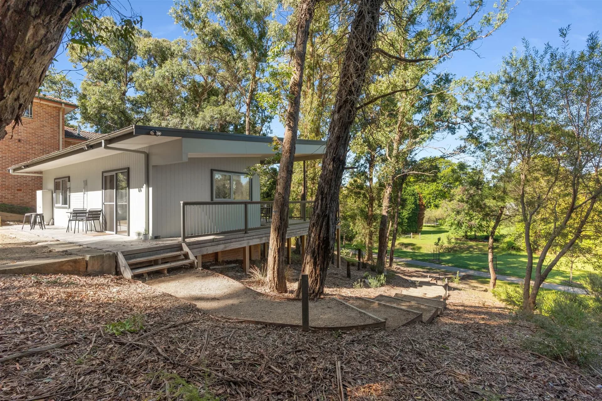 15 Oxley  Drive, Bowral - Thumbnail 2