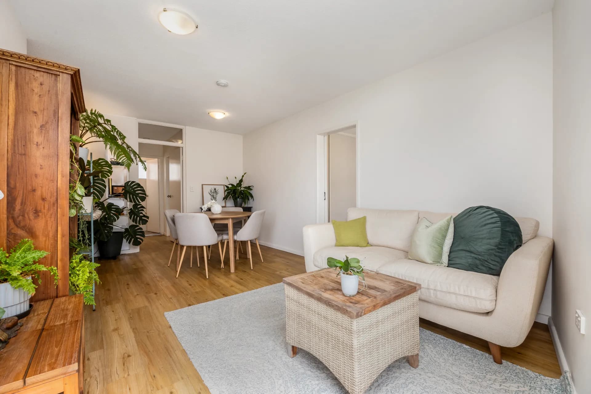 8/89 Marine Parade, Redcliffe - Thumbnail 7