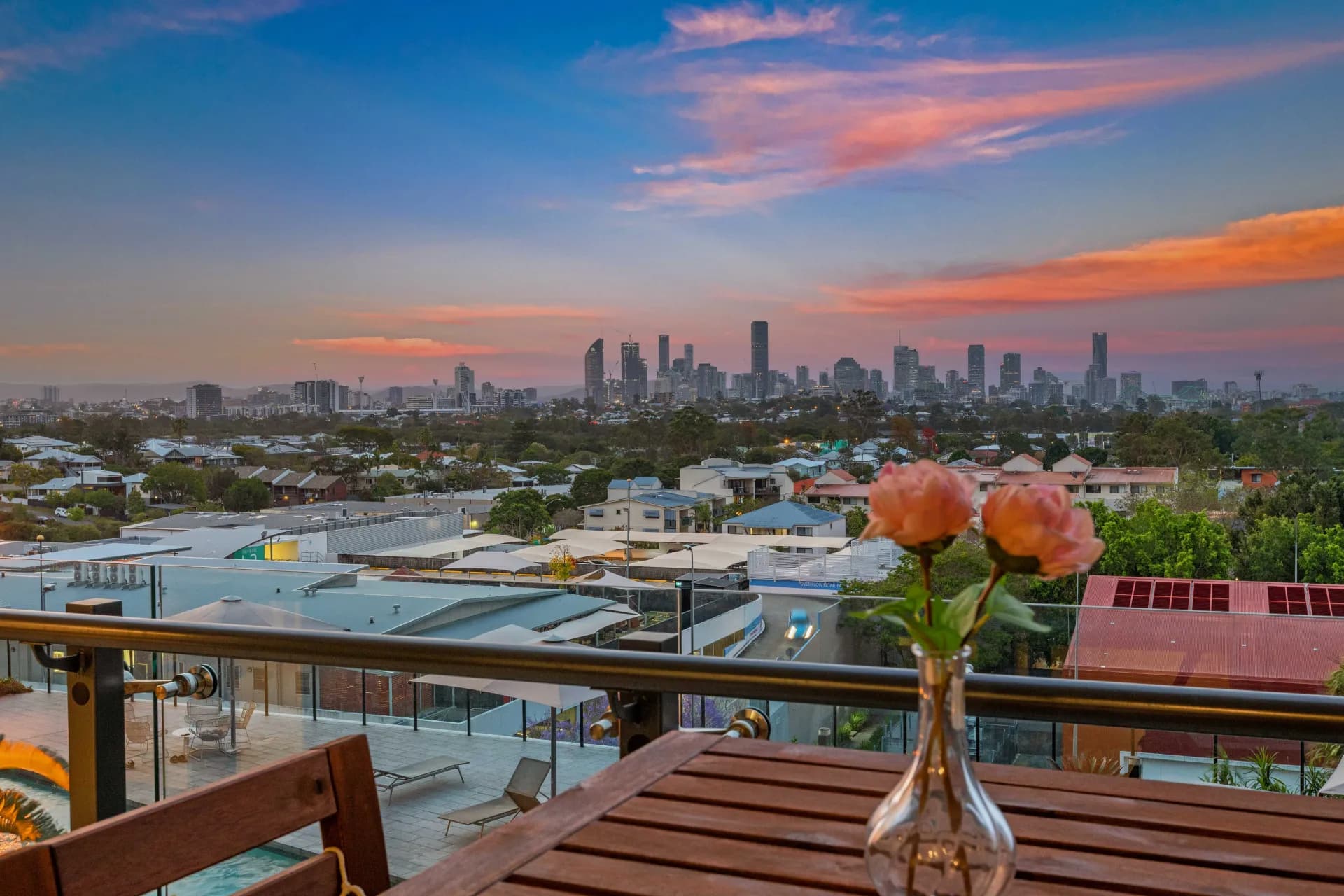 20604/300 Old Cleveland Road, Coorparoo - Thumbnail 2