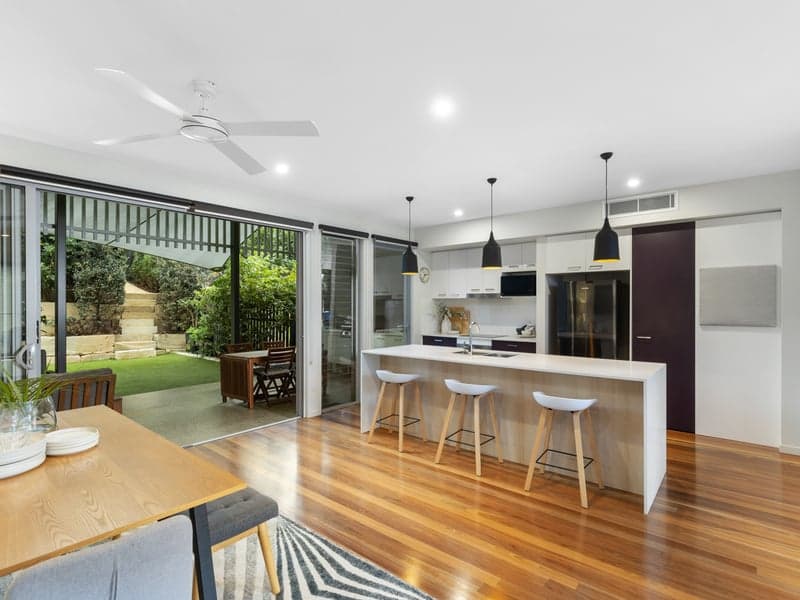 104/35 Kersley Road, Kenmore - Thumbnail 2