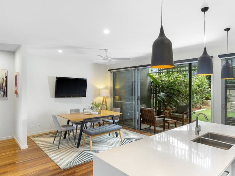 104/35 Kersley Road, Kenmore - Thumbnail 4