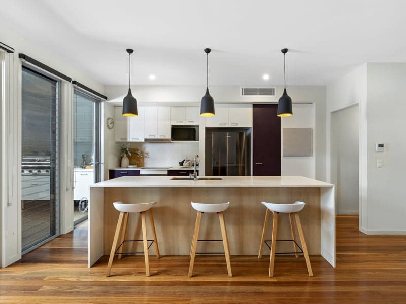 104/35 Kersley Road, Kenmore - Thumbnail 5
