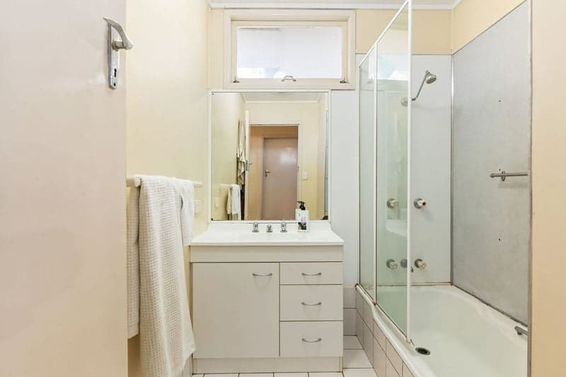 34 & 34a Allard Street, Indooroopilly - Thumbnail 7