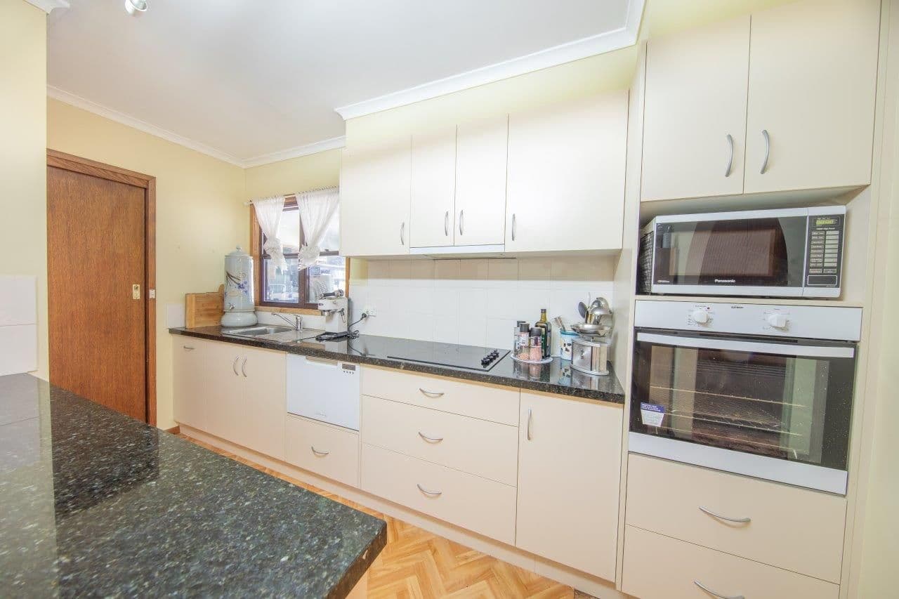 11 THULE Street, Barham NSW 2732, Barham - Thumbnail 2