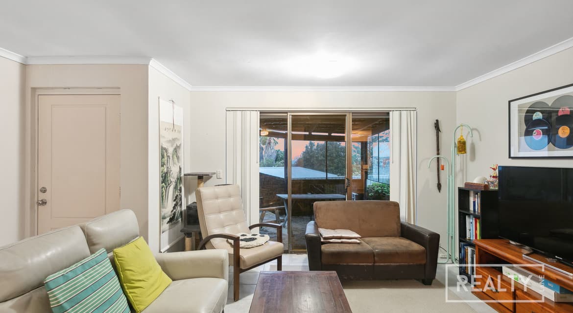 135A &135B West Coast Drive, North Beach 6020, North Beach - Thumbnail 8