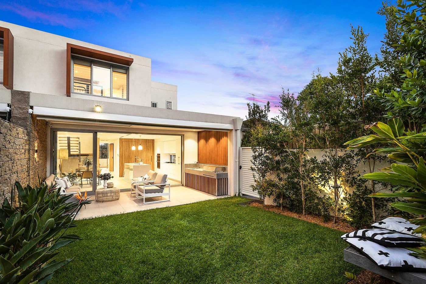 2/41a Langer Avenue, Caringbah South - Image 1