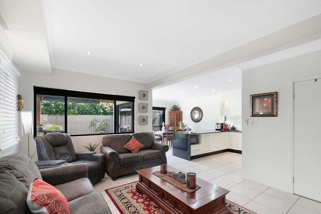 1/40 Bayview Street, Runaway Bay, QLD, 4216, Runaway Bay - Thumbnail 2