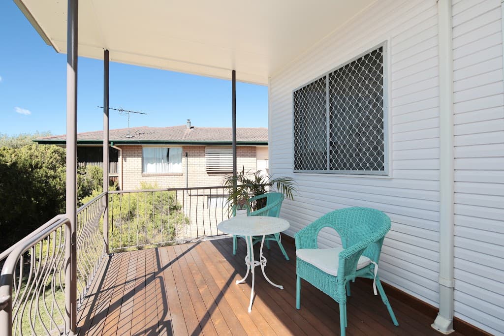 1 Loveanius Street, Silkstone, QLD, 4304, Silkstone - Thumbnail 7