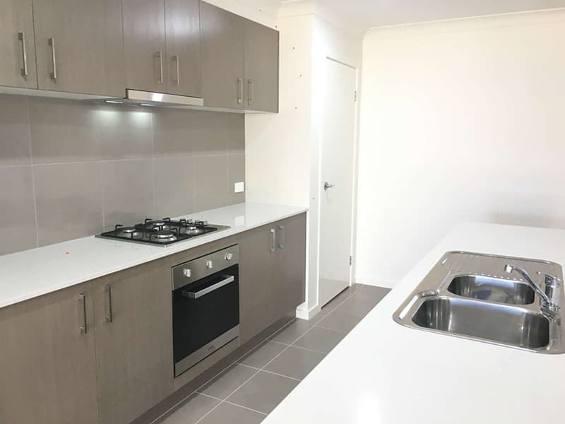 5 Olivine Circuit, Yarrabilba, QLD, 4207, Yarrabilba - Thumbnail 2