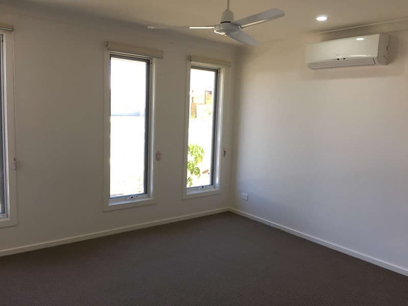 5 Olivine Circuit, Yarrabilba, QLD, 4207, Yarrabilba - Thumbnail 4