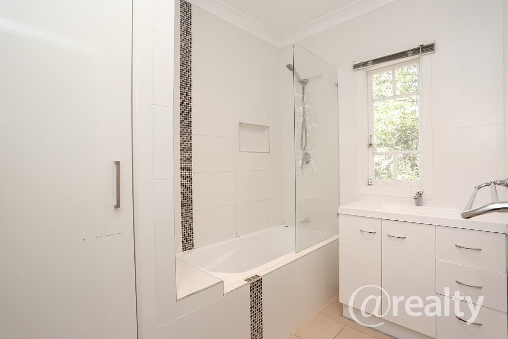 138 Redbank Plains Road, Bellbird Park, QLD, 4300, Bellbird Park - Thumbnail 7