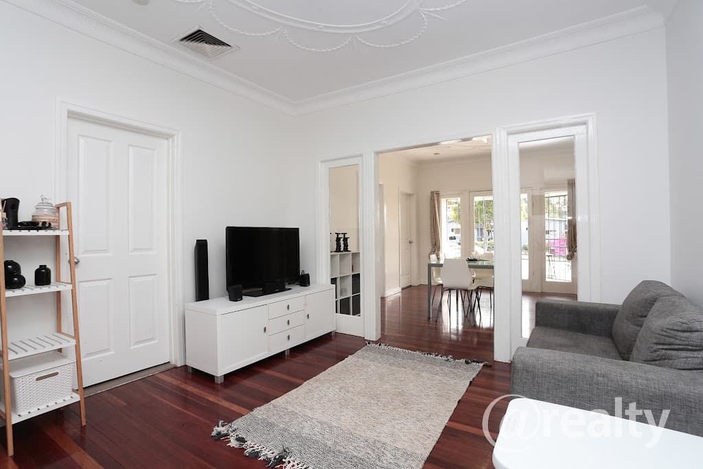 68 Smiths Road, Goodna, QLD, 4300, Goodna - Thumbnail 3
