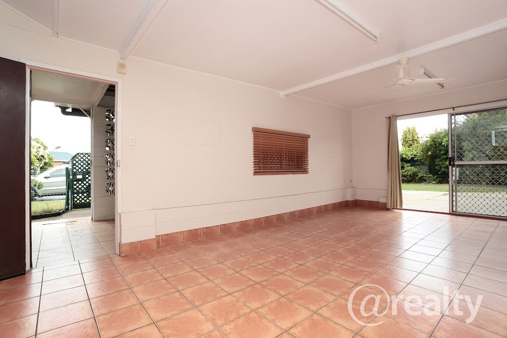 43 Winslow Street, Darra, QLD, 4076, Darra - Thumbnail 2