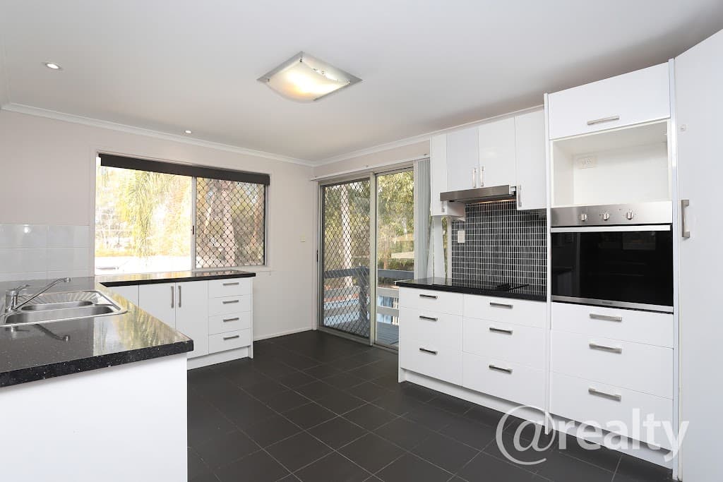 6 Nugent Street, Bellbird Park, QLD, 4300, Bellbird Park - Thumbnail 6