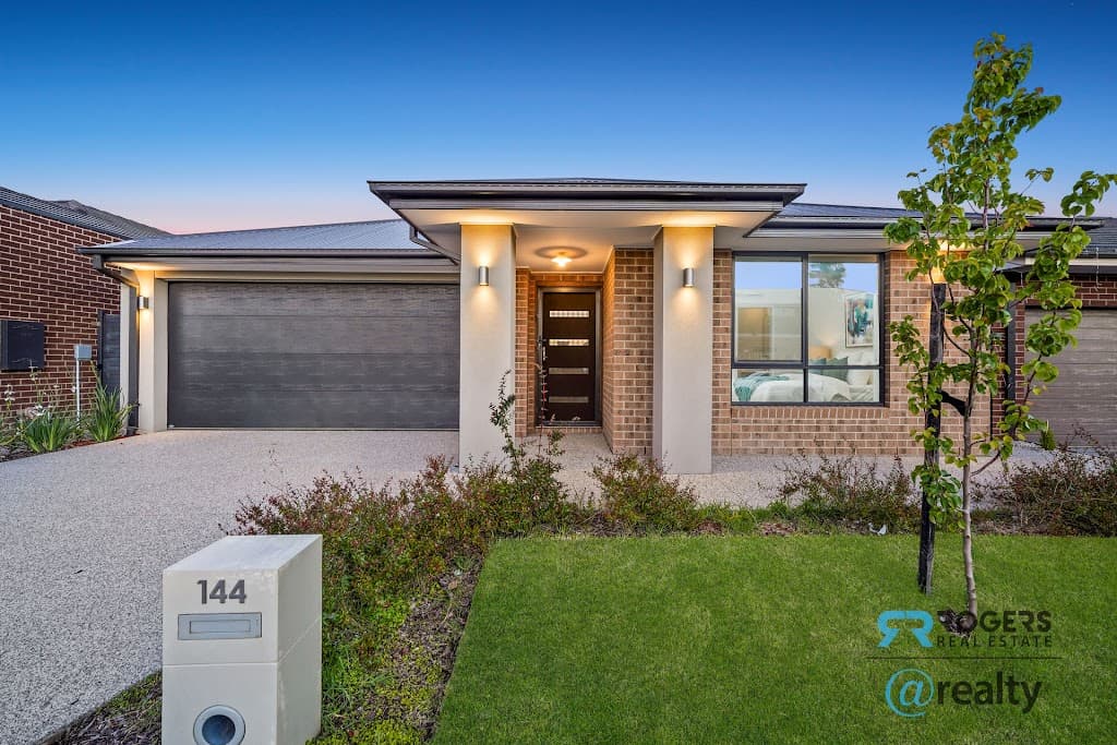 144 Manton Road, Clyde North, VIC, 3978, Clyde North - Thumbnail 2
