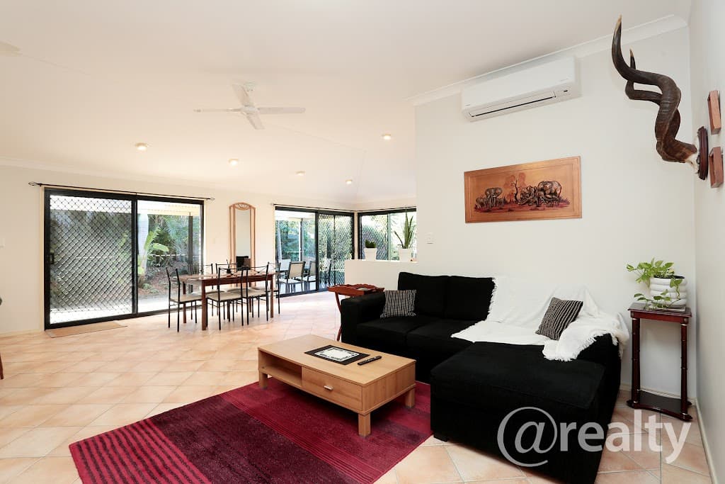 27 Borlase Street, Bellbird Park, QLD, 4300, Bellbird Park - Thumbnail 2