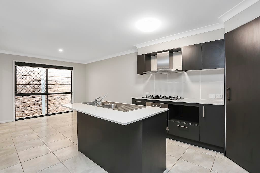 25 Stanicki Circuit, Bellbird Park, QLD, 4300, Bellbird Park - Thumbnail 2