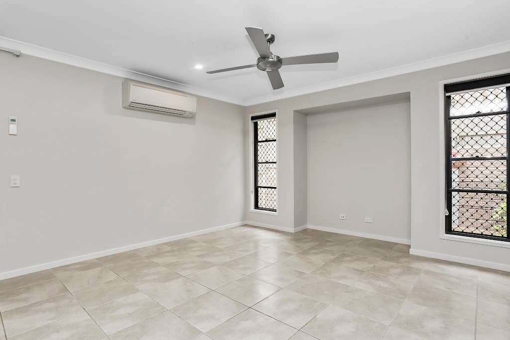 25 Stanicki Circuit, Bellbird Park, QLD, 4300, Bellbird Park - Thumbnail 5