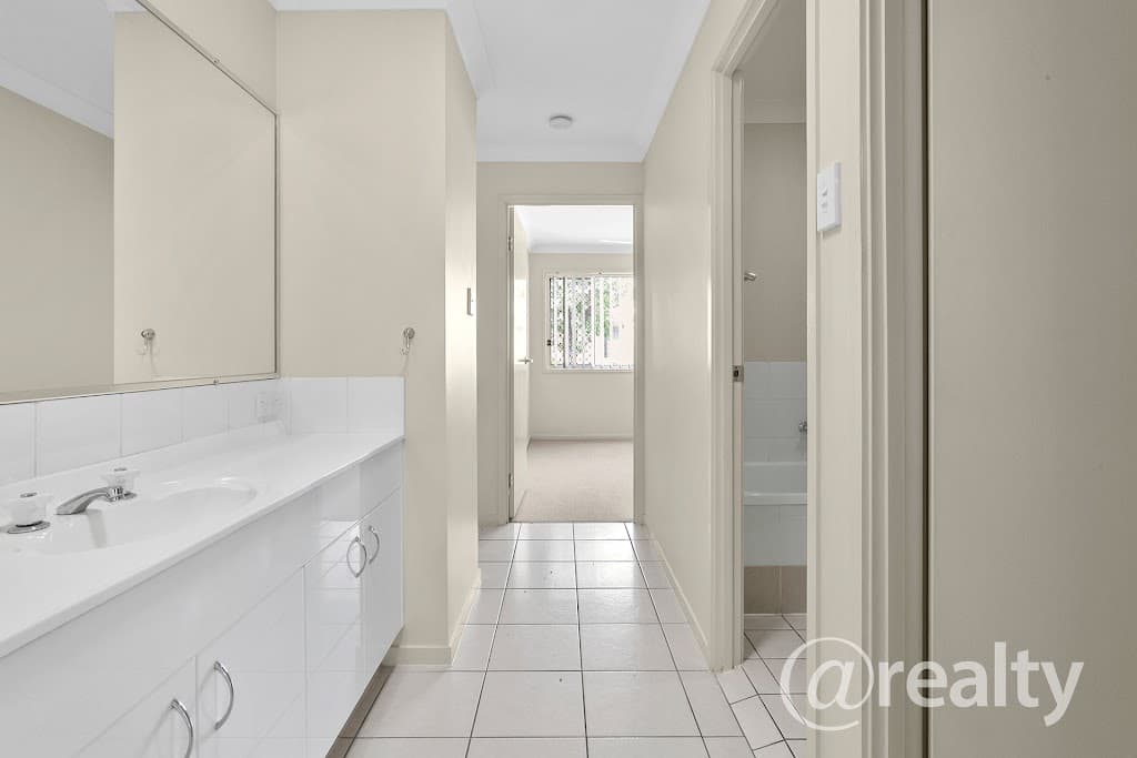 13 Periwinkle Lane, Springfield Lakes, QLD, 4300, Springfield Lakes - Thumbnail 7