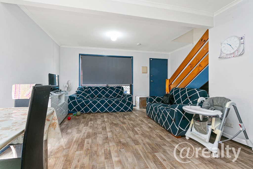 2/34 Defiance Road, LOGAN CENTRAL, QLD, 4114, Logan Central - Thumbnail 2