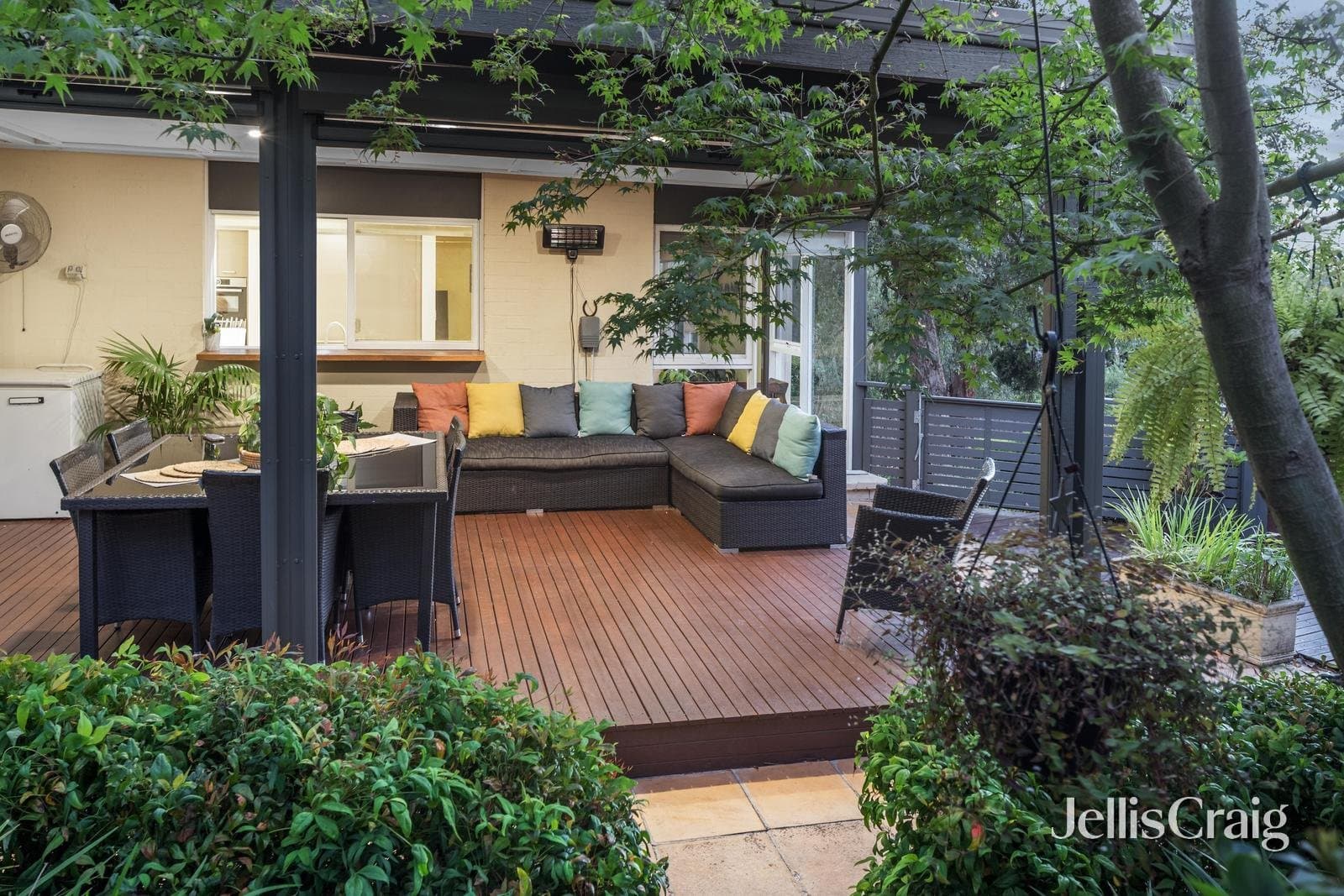 2 Kent Court, Eltham, Eltham - Thumbnail 5
